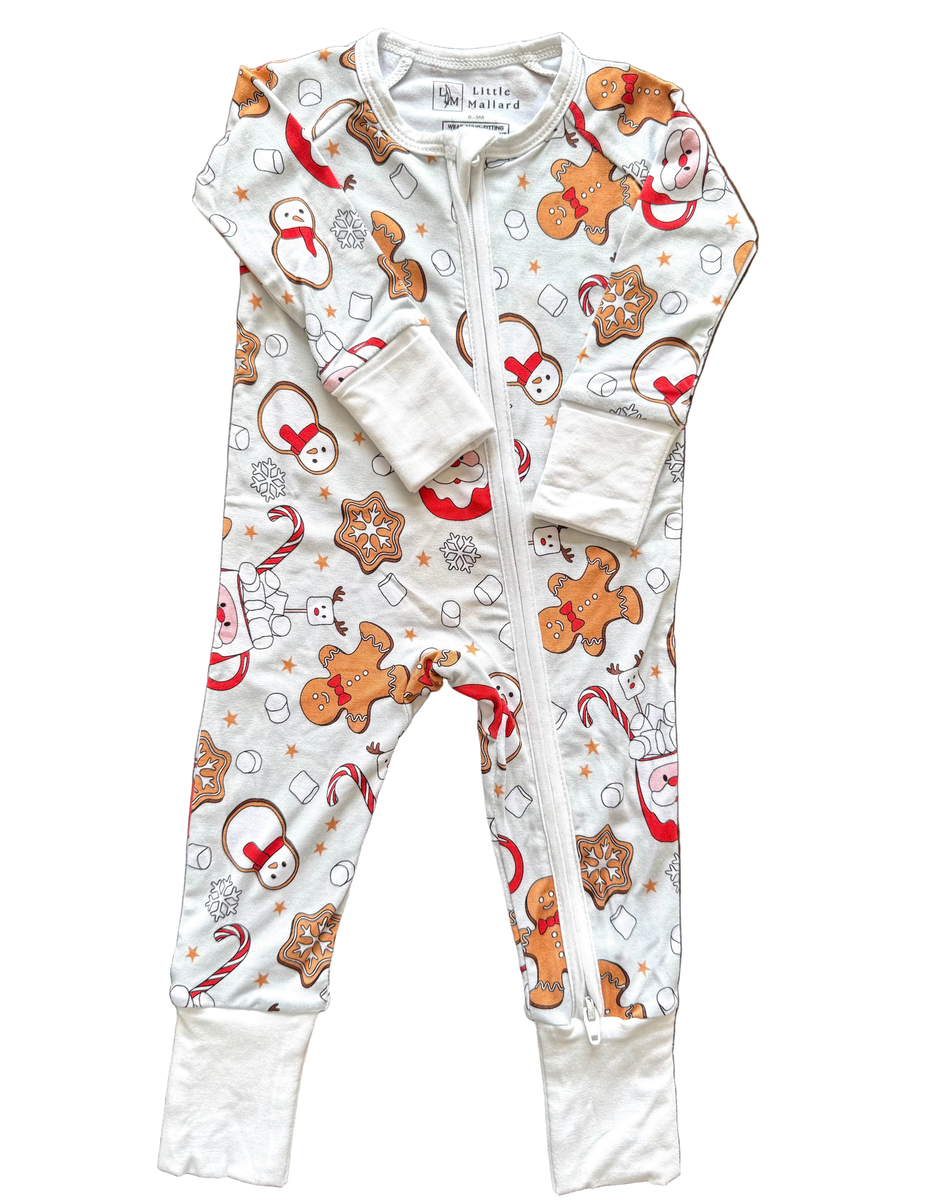 Bamboo christmas pajamas with Santa mug, candy canes, ginger bread cookies, marshmallows, snowflakes, cookies, snowman and more! The bamboo pajamas are so soft and great on sensitive skin. These footies have convertible mittens and footies to allow them to grow with your little one! Super soft romper, Soft onesie, soft sleeper, soft baby sleepwear. 